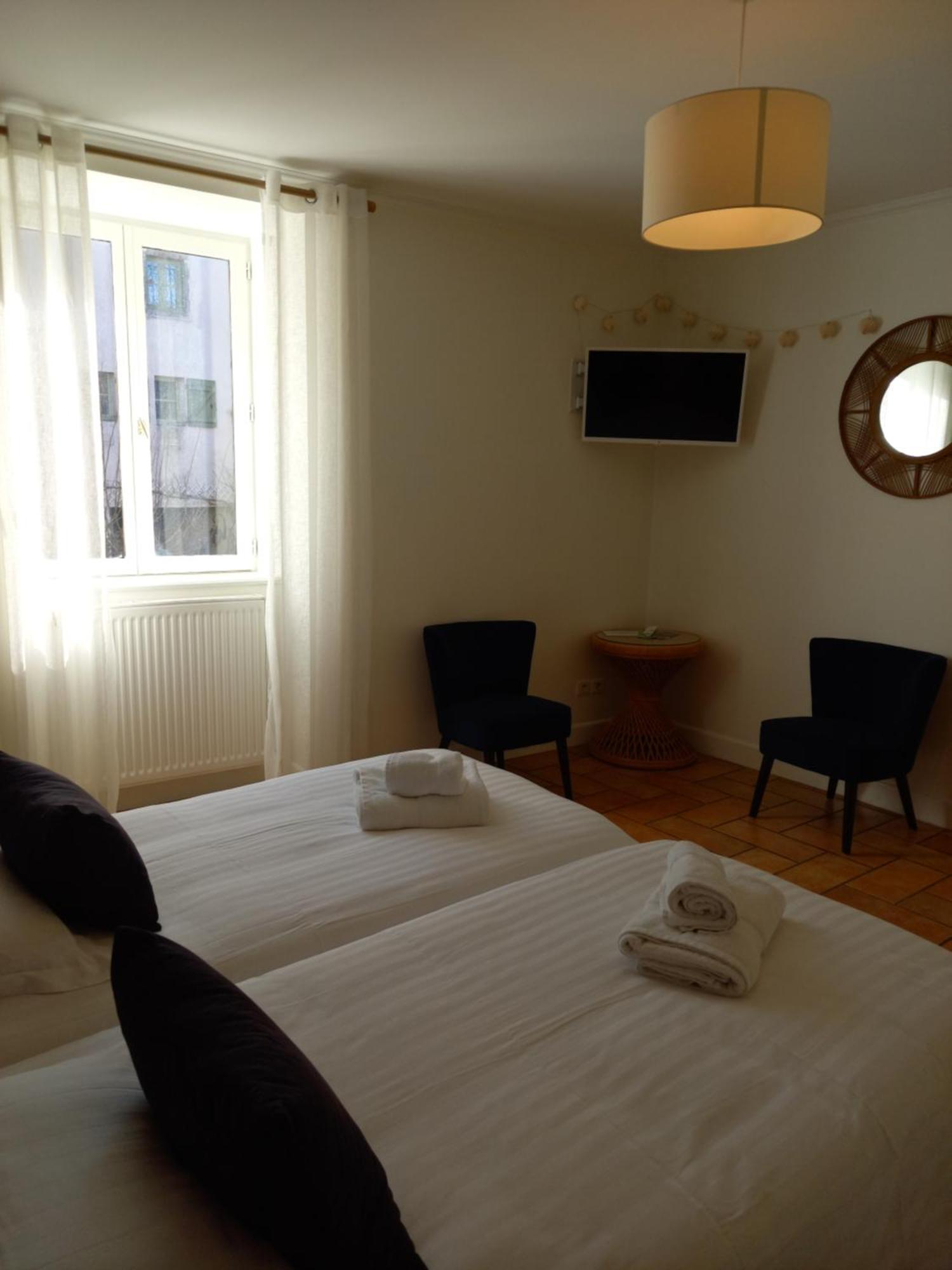 Hotel De La Halle Nolay  Dış mekan fotoğraf