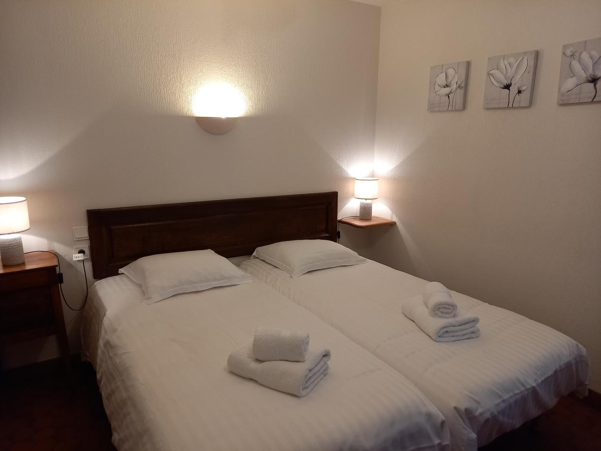 Hotel De La Halle Nolay  Dış mekan fotoğraf