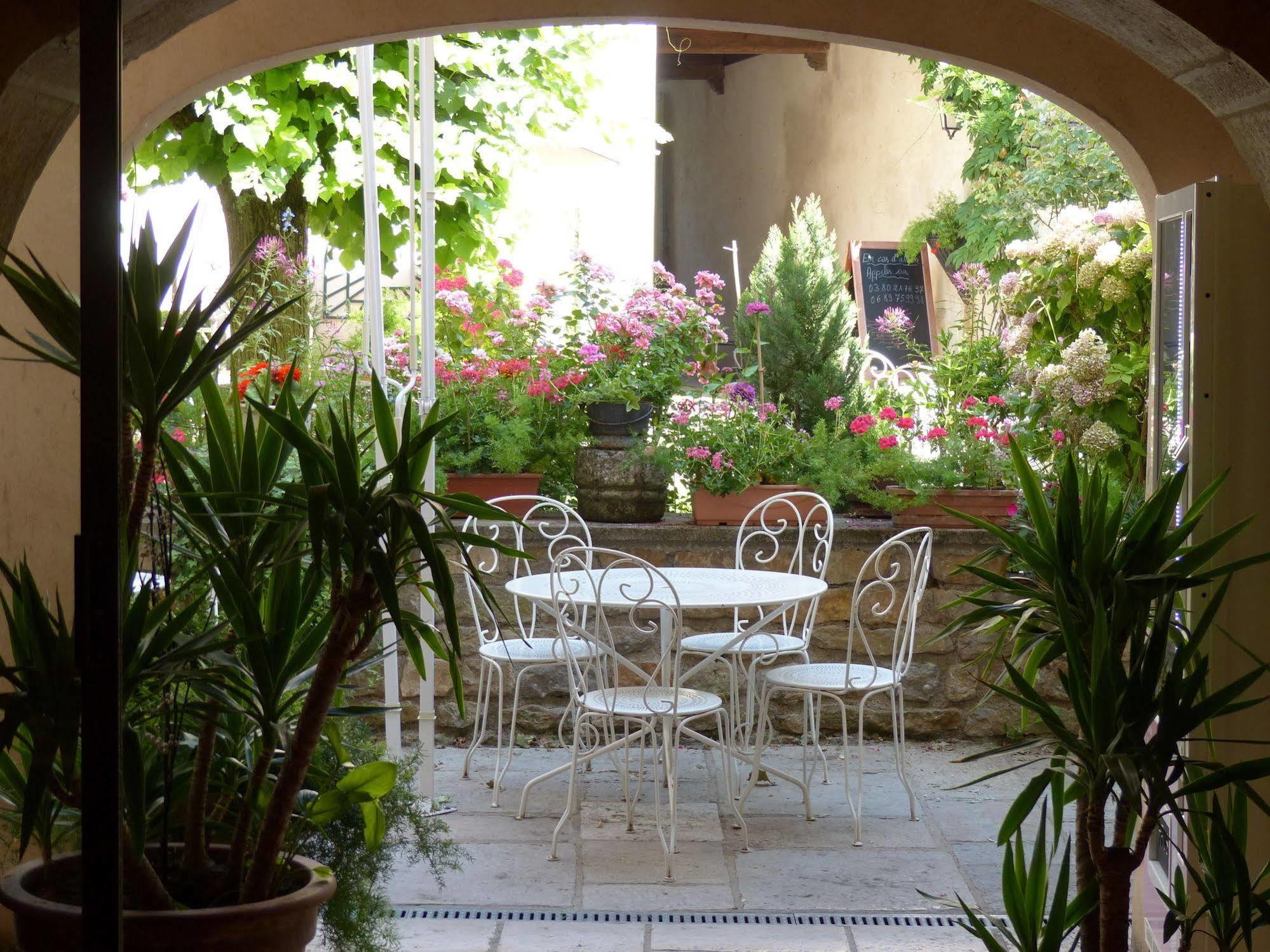 Hotel De La Halle Nolay  Dış mekan fotoğraf