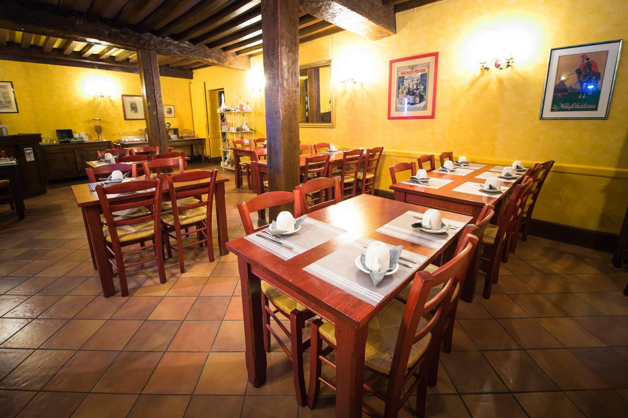 Hotel De La Halle Nolay  Dış mekan fotoğraf